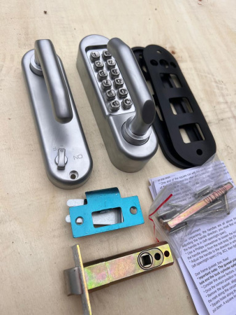 OS525-1 Односторонний механический кодовый замок. Серебро