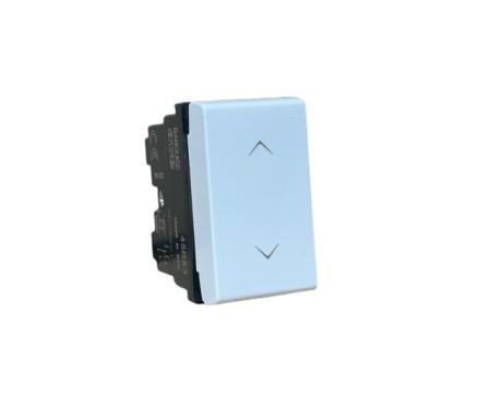 45B53 ПЕРЕКЛЮЧАТЕЛЬ 1ВХ. 3 ПОЛОЖЕНИЯ, НЕФИКСИР, 1КЛАВИШ. 25Х45ММ, БЕЛЫЙ